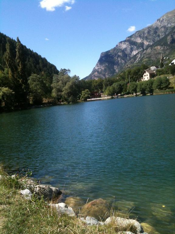 Le Lauzet-Ubaye Le Relais Du Lac מראה חיצוני תמונה